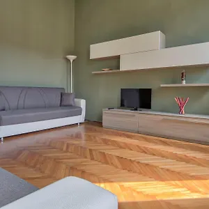 https://theater-venice-apartment.hotelslidodijesolo.com